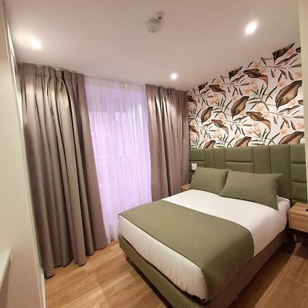 Hostal San Blas Madrid Exterior photo